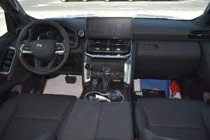 Toyota Land Cruiser 300 GXR 2023 (19)