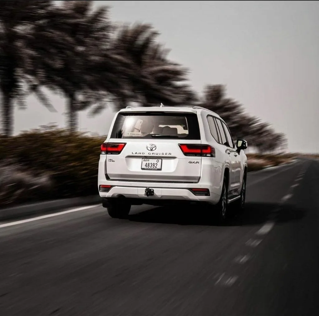 Estreno Mundial: Toyota Land Cruiser Serie 300 TradexAuto - 2 lc300back 1920w