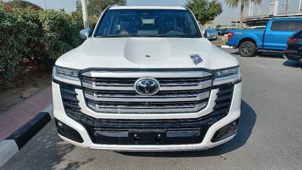 Toyota Land Cruiser 300 Hybrid