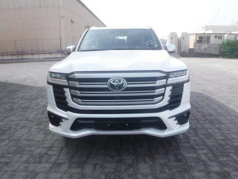 Toyota LC300 VXR con rines de 20 pulgadas exclusivos