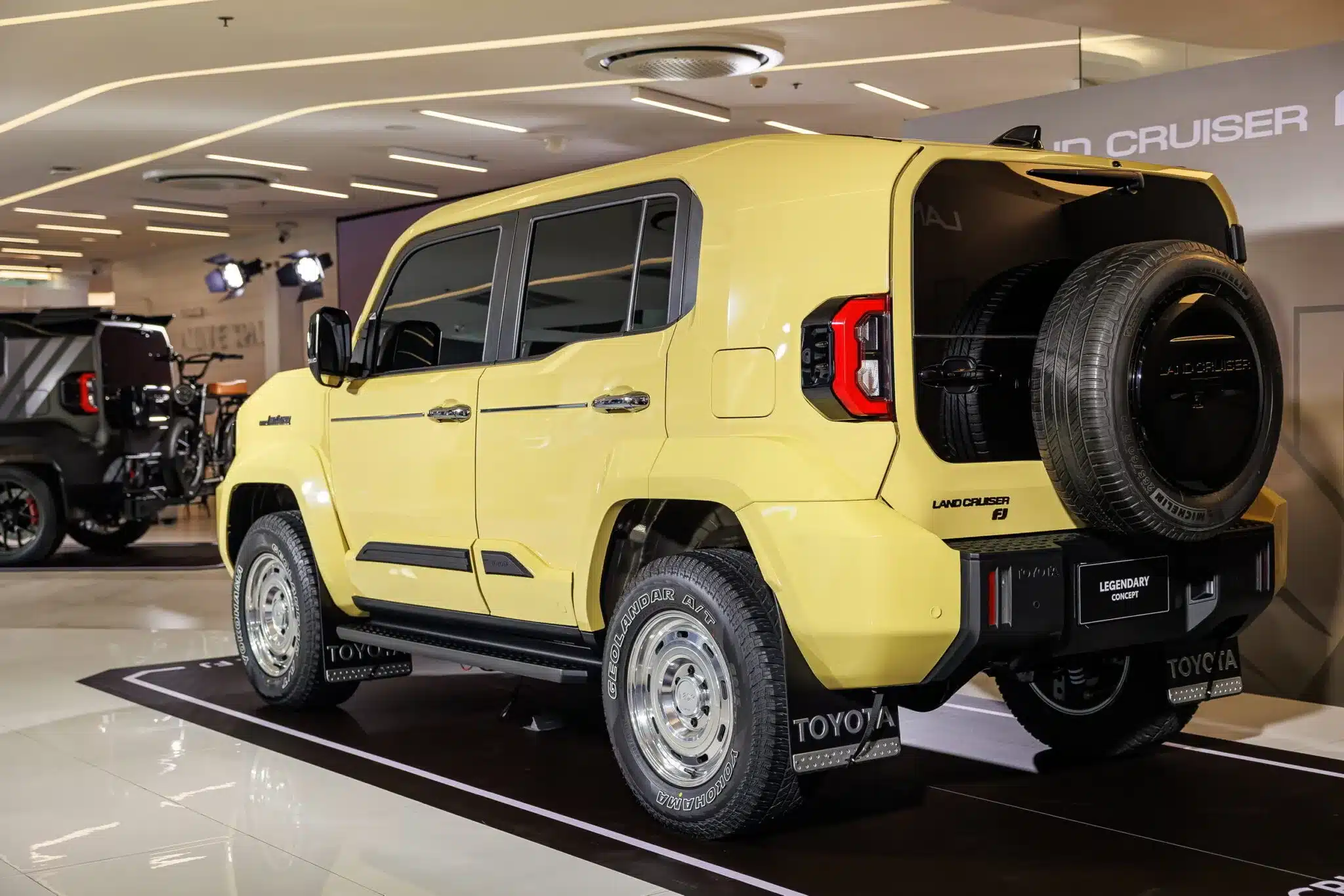 Toyota Land Cruiser FJ al detalle: Versiones exclusivas, accesorios y rendimiento 4x4 Toyota Land Cruiser FJ The Legendary Concept