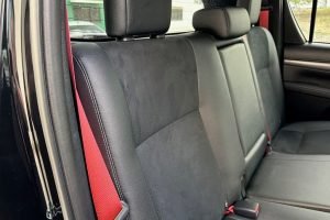 Asientos Toyota Hilux GR Sport