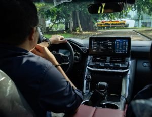 Toyota Land Cruiser 300 GR Sport