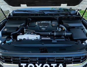 Toyota Land Cruiser 300 GR Sport