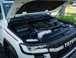 Toyota Land Cruiser 300 GR Sport