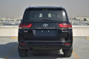 Toyota Land Cruiser 300 GXR 2023 (7)