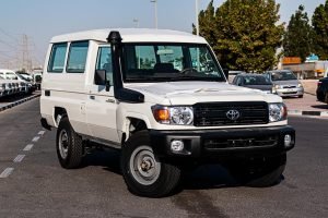 Toyota Land Cruiser Serie 78 Ambulancia