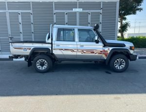 Toyota Land Cruiser Serie 79 Doble Cabina