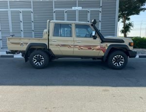 Toyota Land Cruiser Serie 79 Doble Cabina