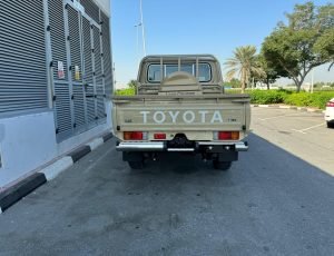 Toyota Land Cruiser Serie 79 Doble Cabina