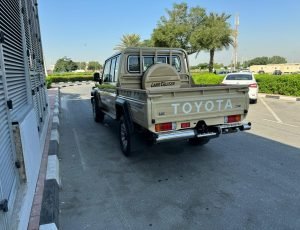 Toyota Land Cruiser Serie 79 Doble Cabina