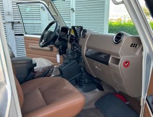 Toyota Land Cruiser Serie 79 Doble Cabina