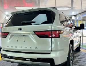 Toyota Sequoia Capstone