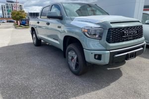 Toyota Tundra Crew Max TRD Año 2021